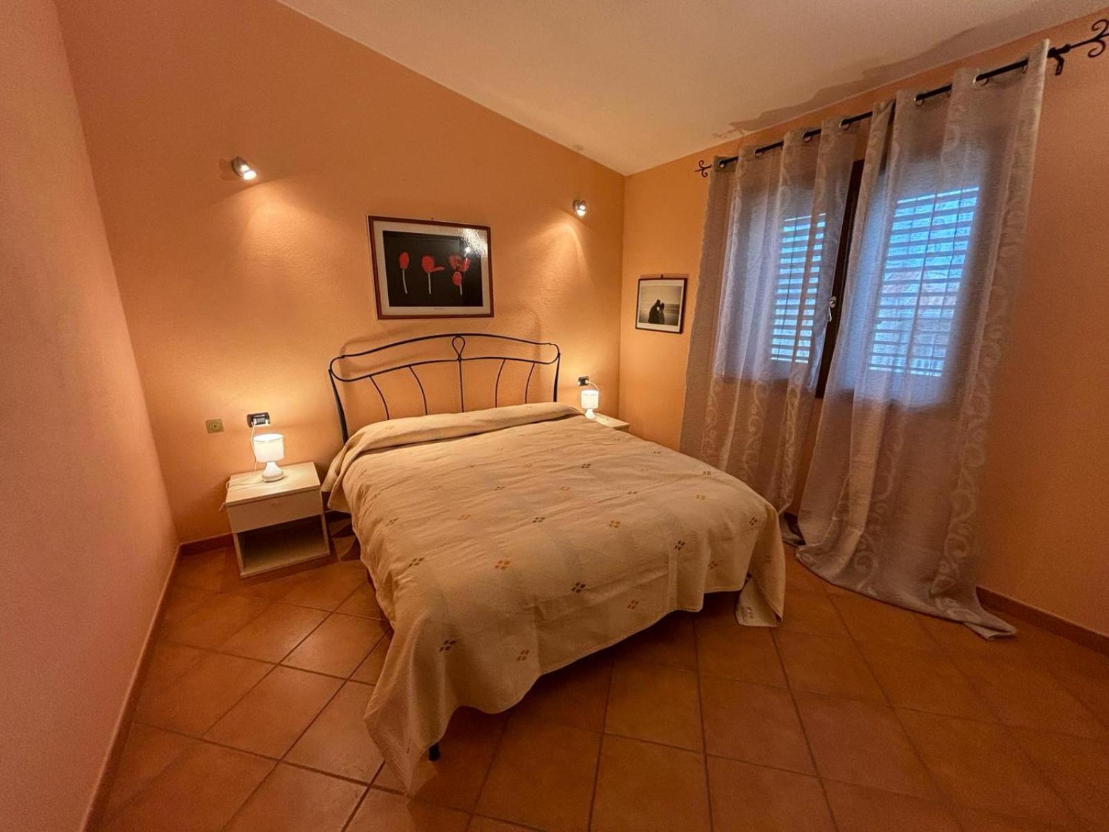Casa Nostra Tanaunella Buitenkant foto
